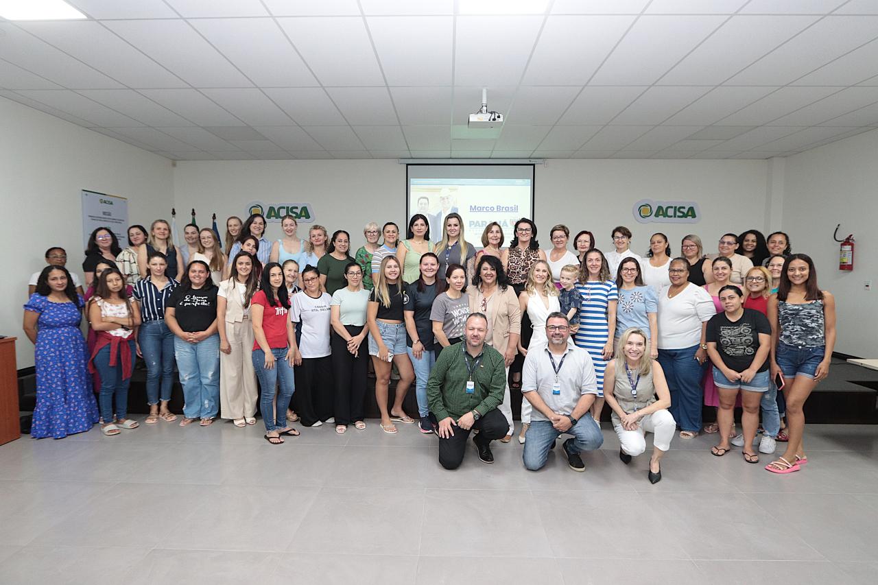 Palestra do Acisa Mulher inspira propósitos para o empreendedorismo feminino
