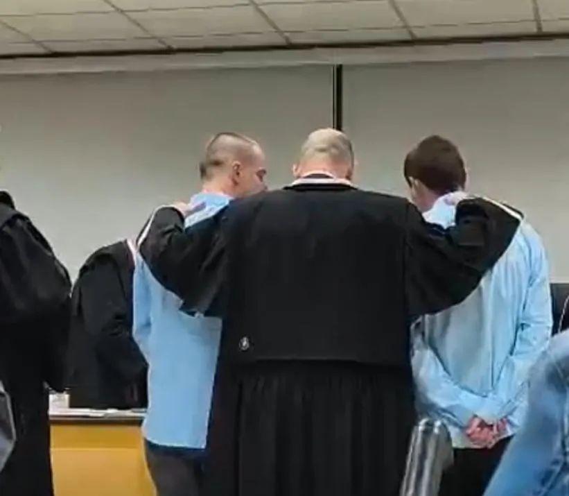 Réus julgados por homicídio ocorrido em Entre Rios do Oeste são absolvidos em júri