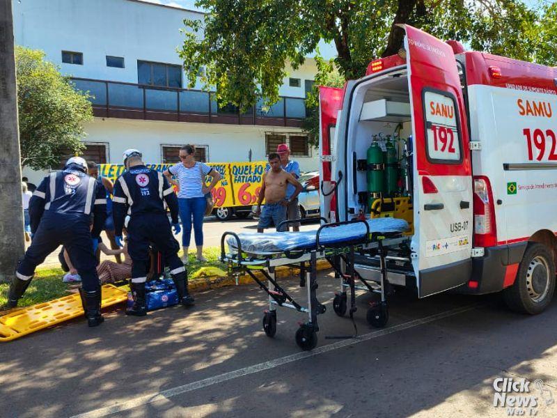 Acidente entre carro e patinete deixa adolescente ferida no centro de Santa Helena