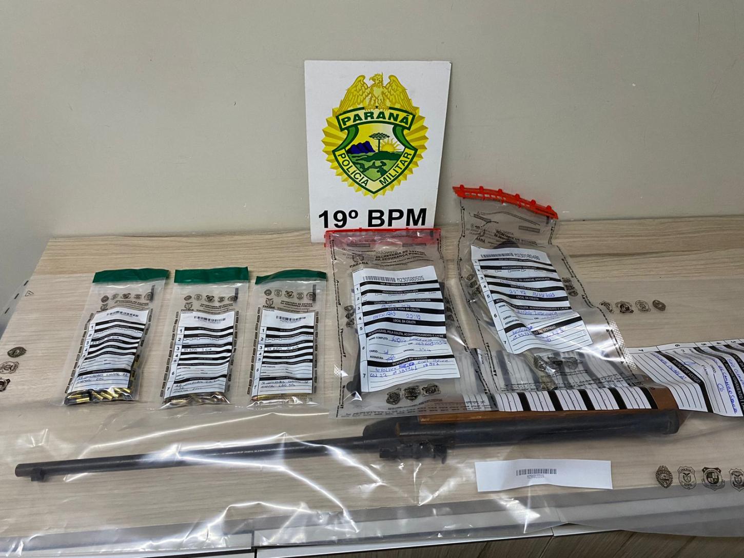 Patrulha Rural e RPA apreendem arma e munições durante ocorrência de violência doméstica em Santa Helena