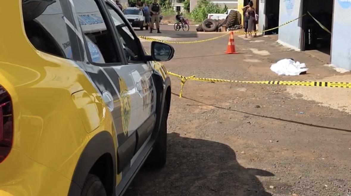 Jovem é assassinado em Pato Bragado no início da tarde desta quarta-feira (21)