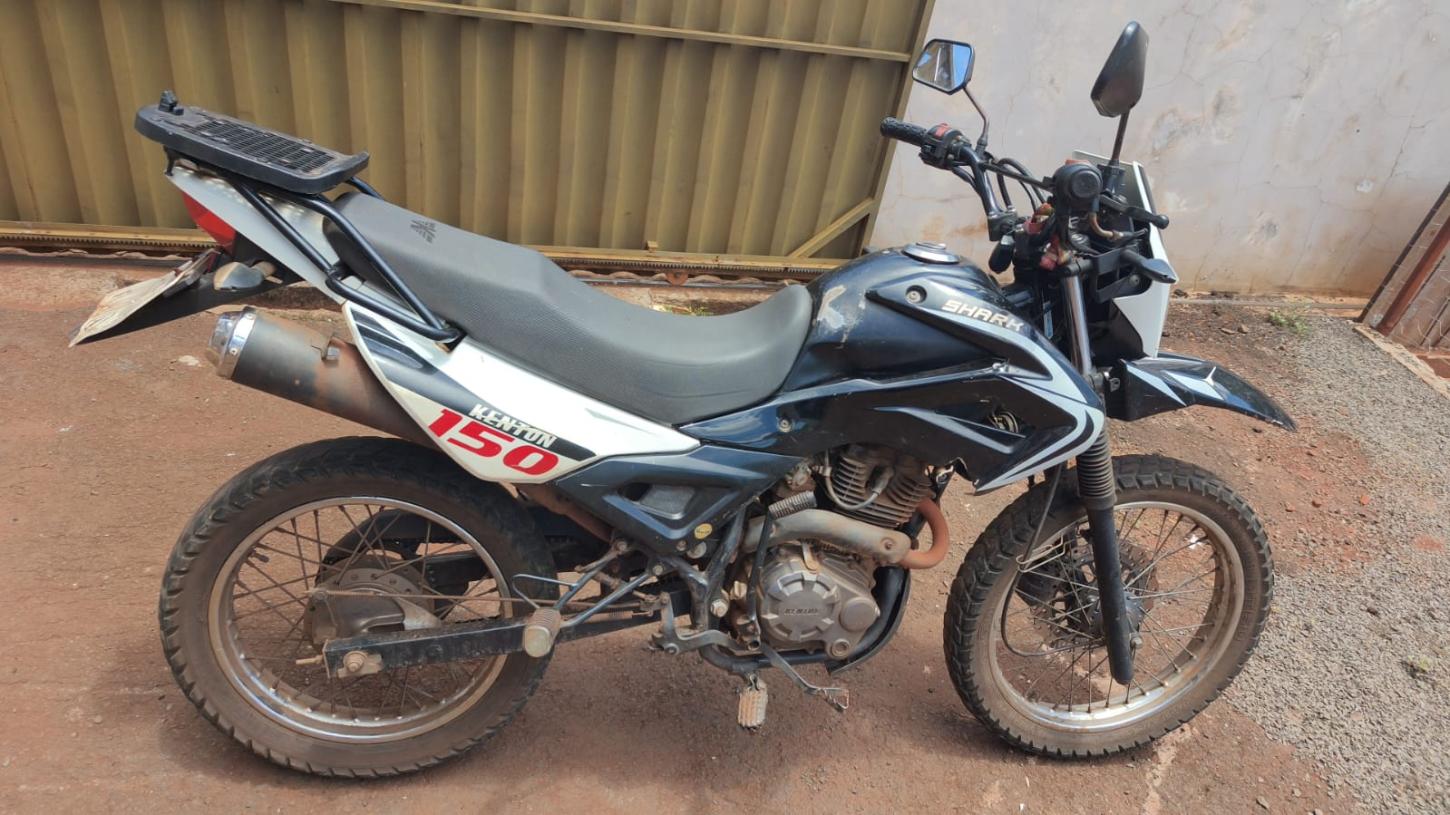 Polícia Civil identifica e prende autores de vandalismo em Missal e recupera moto furtada