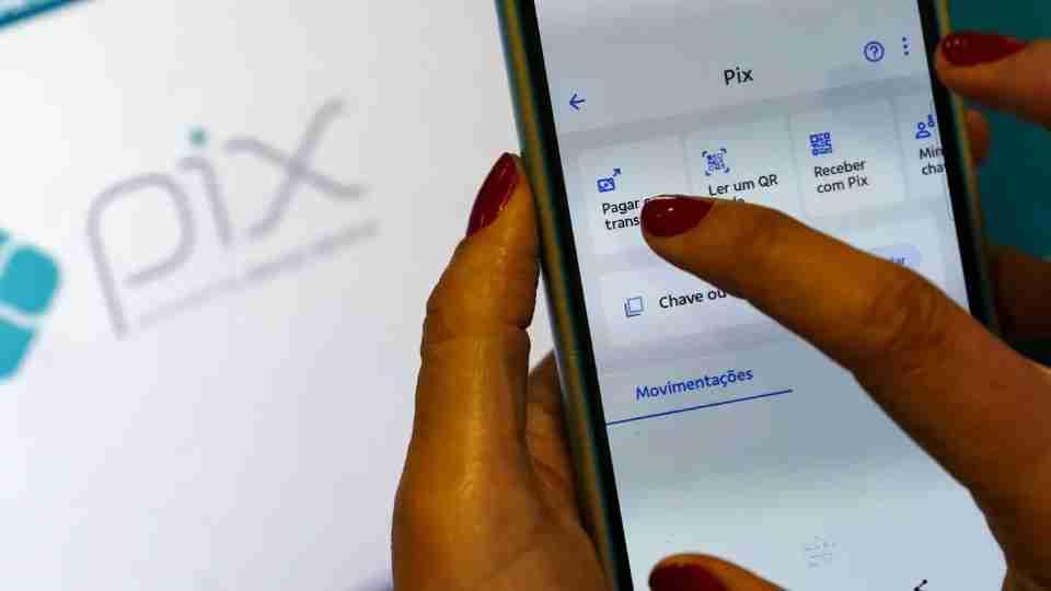 Golpistas se passam por advogada e aplicam prejuízo de R$ 39 mil em casal em Santa Helena
