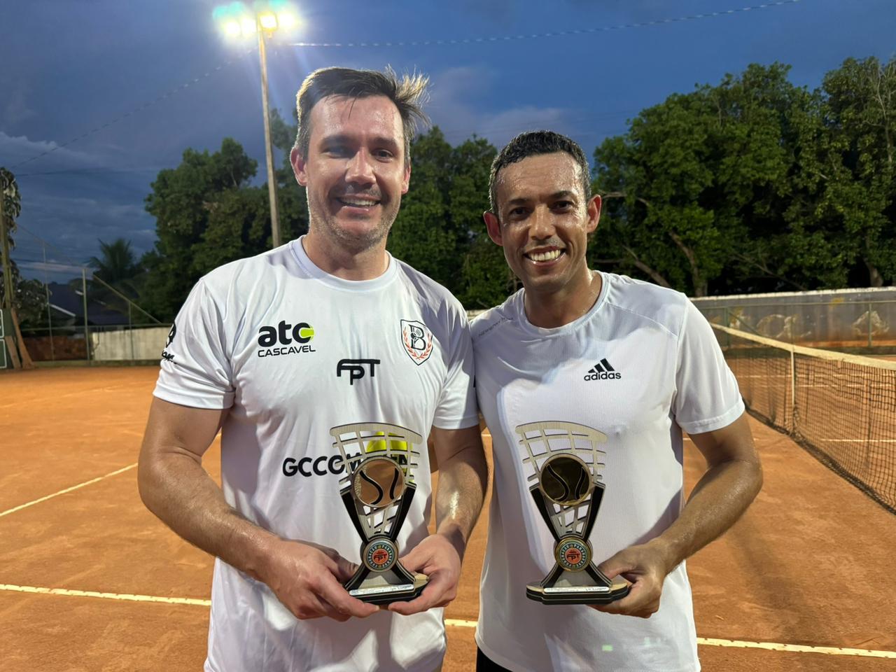 Hugo Silva e Gabriel Margraf protagonizam grande final do Paranaense de Tênis 2026