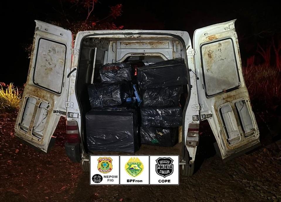Polícia apreende barco, veículo e cigarros contrabandeados em Itaipulândia