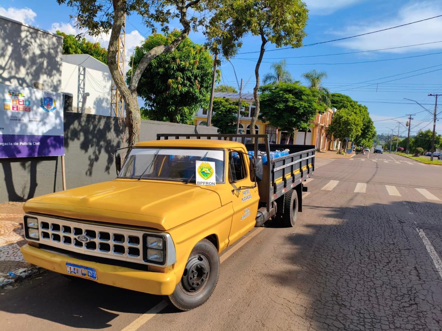 Polícia prende homem e apreende combustível e veículos em Santa Helena