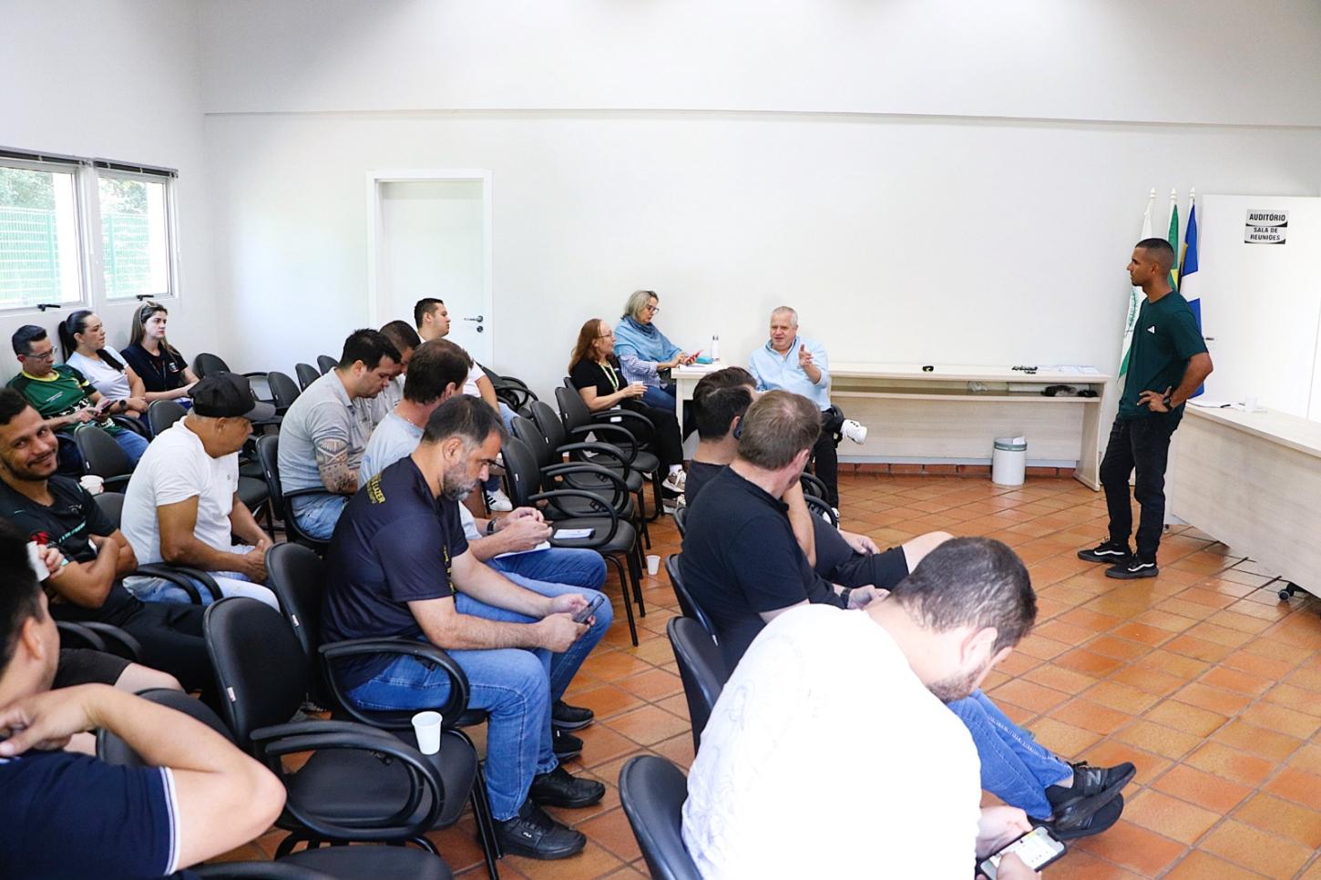 Em Santa Helena, Lindeiros avaliam ações esportivas e definem calendário de competições