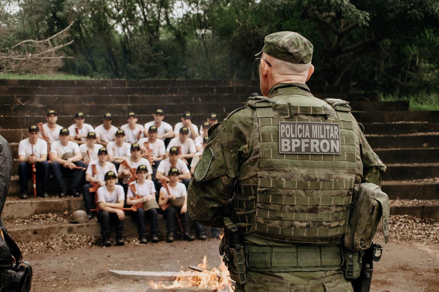 BPFron realiza instrução operacional com alunos do III Curso de Formação de Praças em Entre Rios do Oeste
