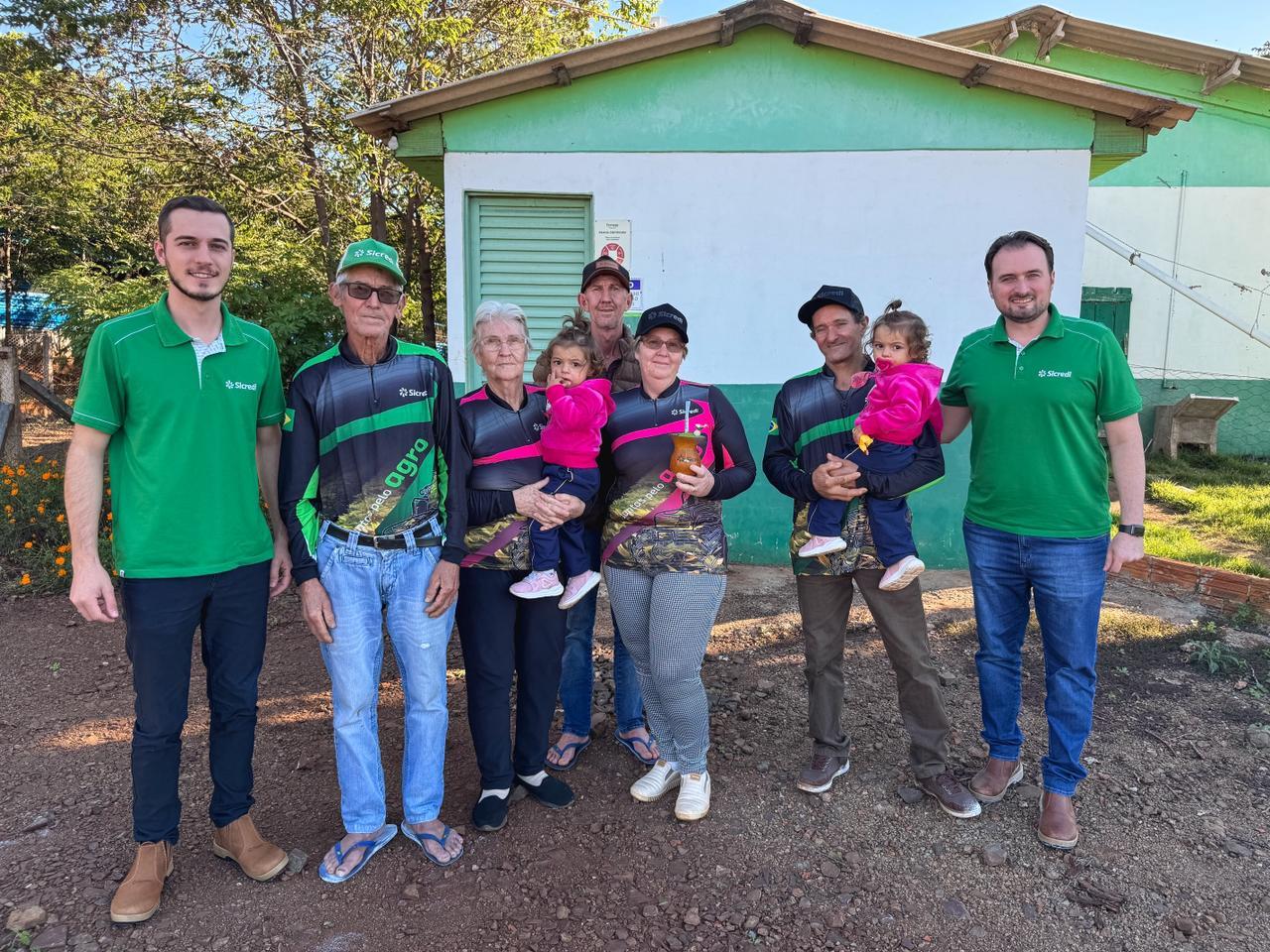 Com incentivo do Sicredi Vanguarda, família Gebert de Santa Helena amplia granja e exporta suínos para Europa