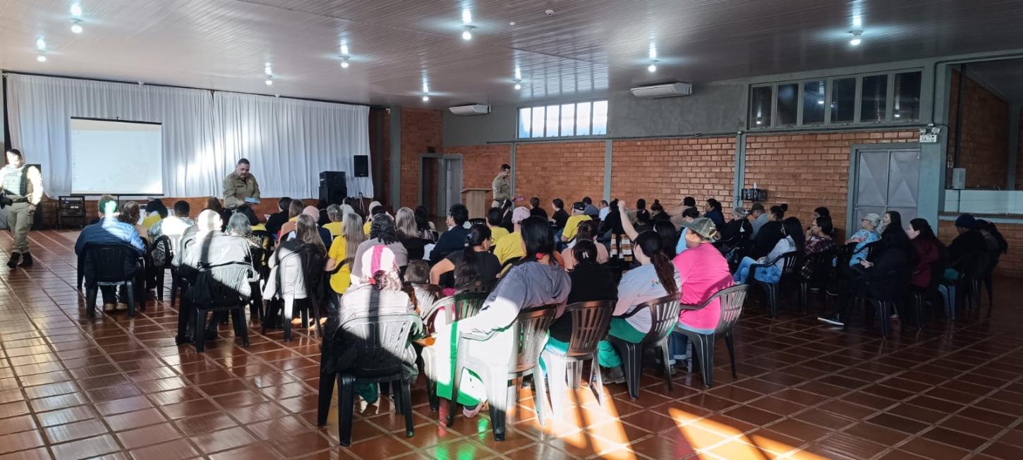 Patrulha Rural de Santa Helena participa de evento voltado às mulheres do campo em Diamante do Oeste