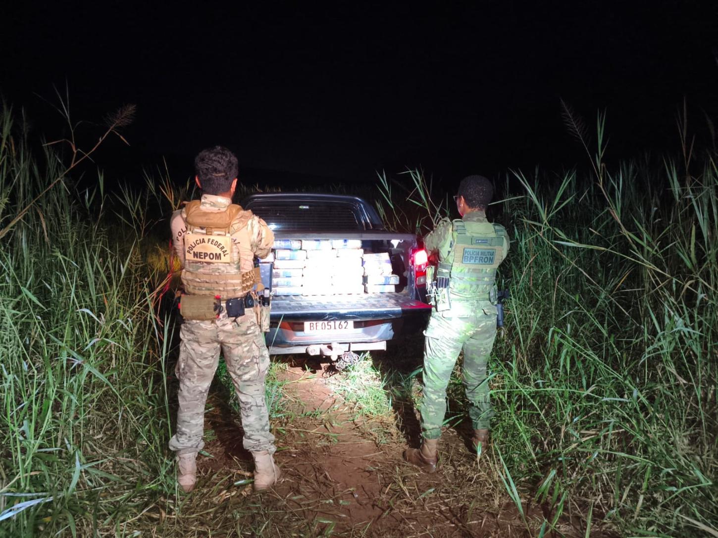 PF e BPFRON apreendem quase meia tonelada de droga em Santa Helena