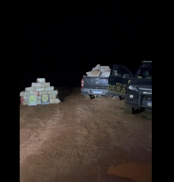 BPFron e PF apreendem mais de 1,2 tonelada de maconha em Santa Helena