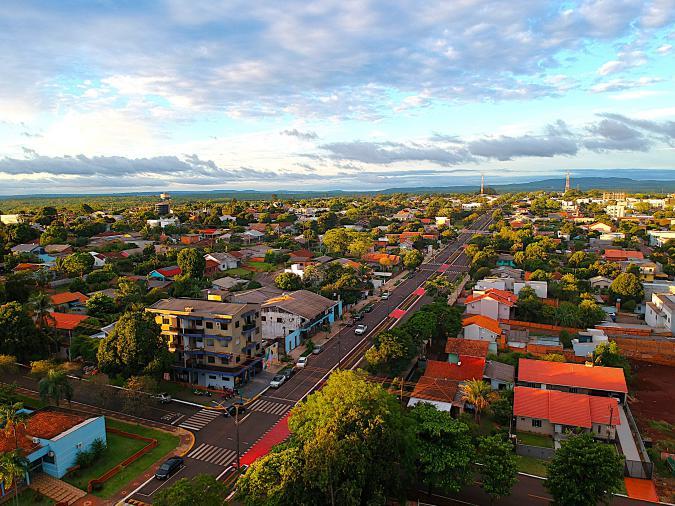Comércio de Santa Helena inicia Campanha Comprar Aqui dá Sorte com premiação anual de R$50 mil