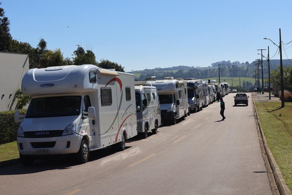 Santa Helena recebe maior caravana de motorhomes do Brasil nesta segunda-feira