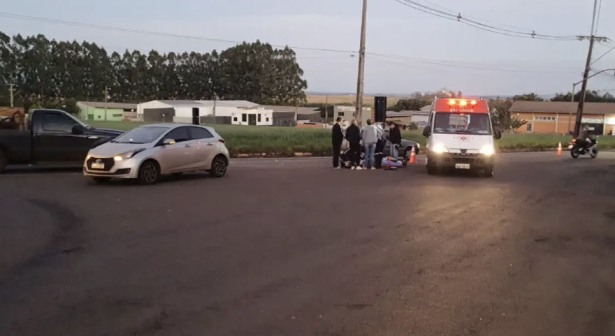 Acidente entre carro e motocicleta deixa idoso ferido na PR-495, em Missal
