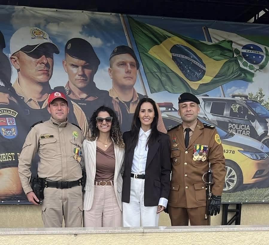 Subtenente Edson Bottini, de Santa Helena, recebe honrarias pelos 30 anos de serviços prestados à PMPR