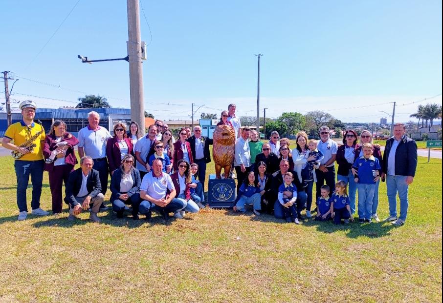 Lions Club Santa Helena inaugura novo monumento na entrada da cidade