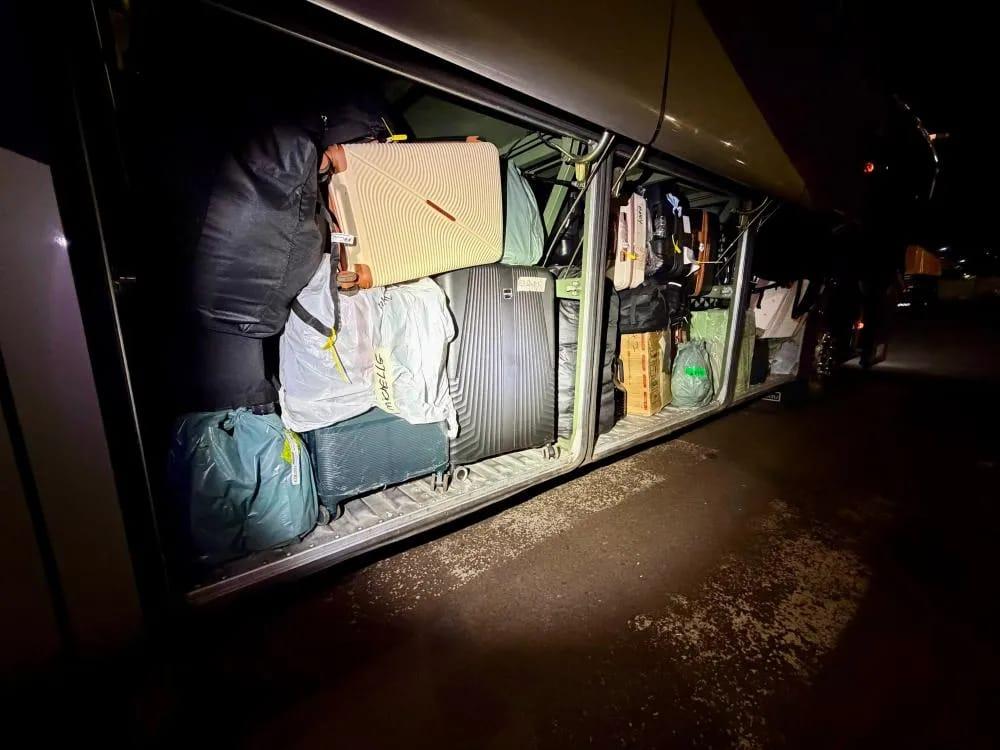 Operação conjunta apreende cinco ônibus com cerca de R$ 2 milhões em mercadorias na fronteira