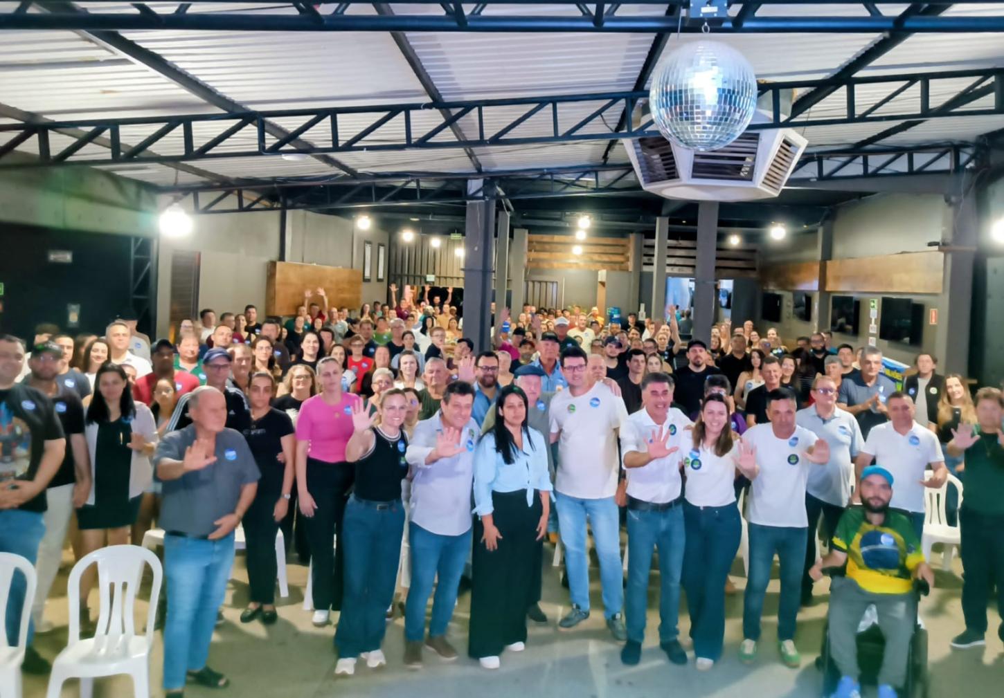 Paranhos (PSD) candidato a Deputado Federal pelo Paraná nas eleições de 2026 esteve em Santa Helena no domingo (20)