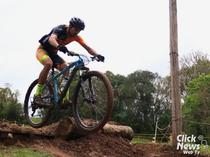 Ciclista Carlos Alves