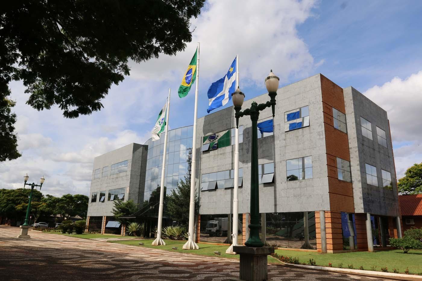 Prefeitura de Santa Helena abre seleção de estagiários com 31 vagas imediatas