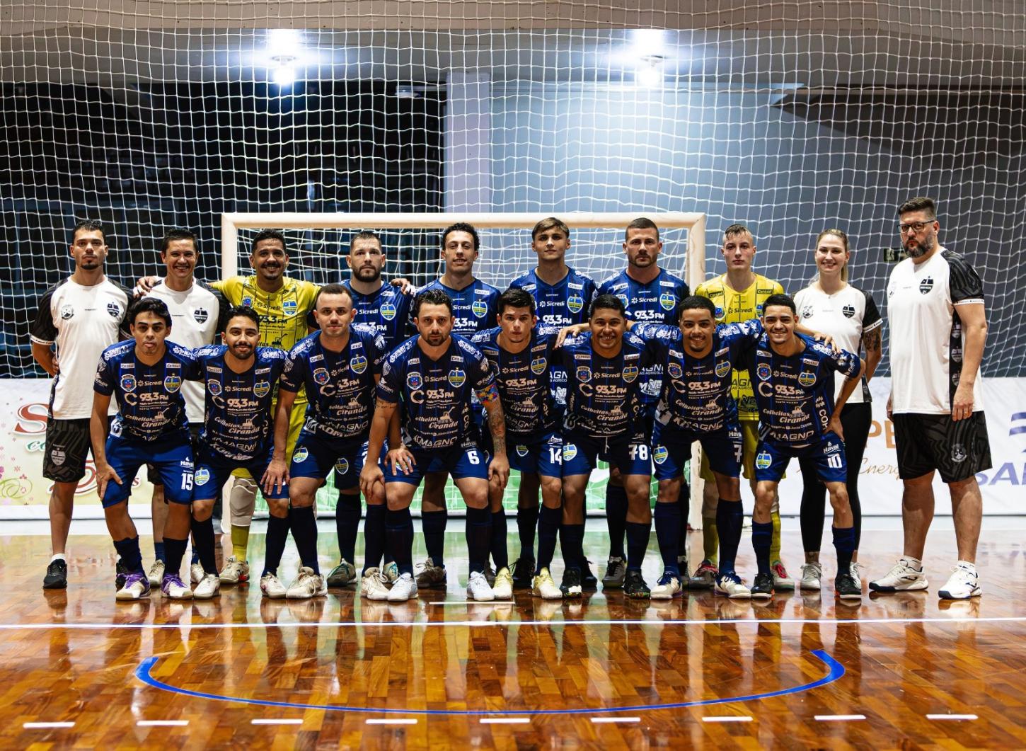 Santa Helena Futsal enfrenta o Loanda neste sábado (05) pelo Campeonato Paranaense de Futsal - Série Bronze 