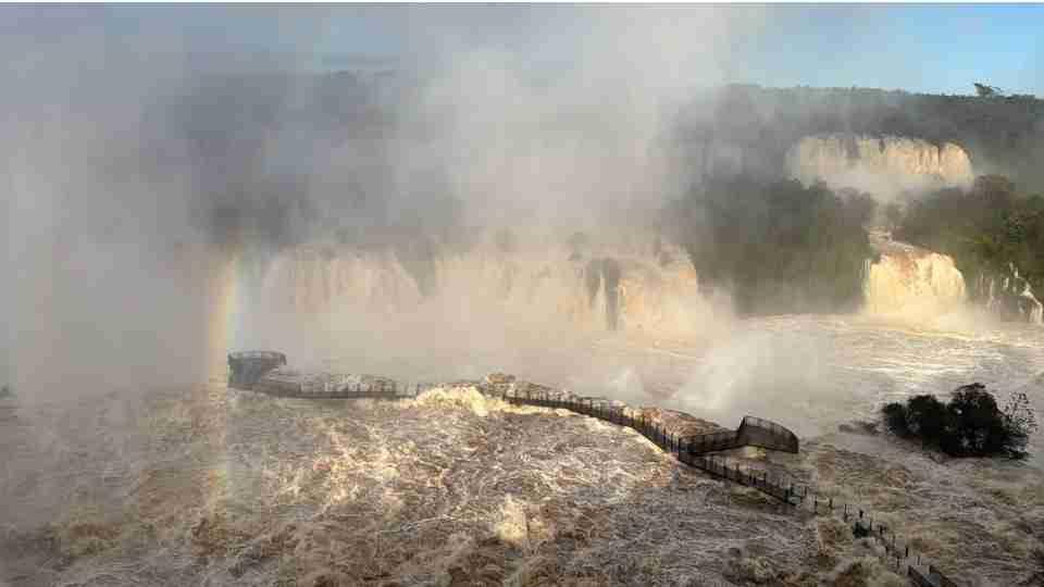 Cataratas do Iguaçu têm maior volume de 2026, com 17,7 milhões de litros de água por segundo