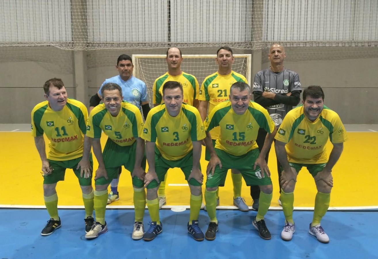 EQUIPES NA DISPUTA