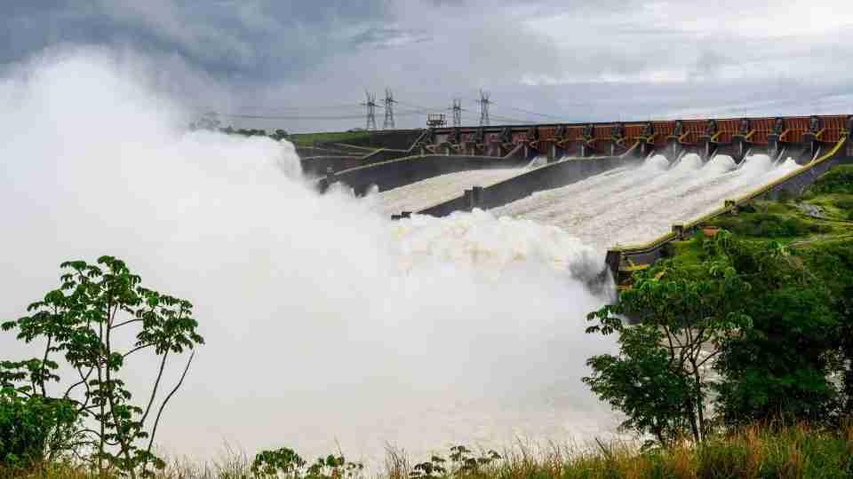 Vertedouro Itaipu