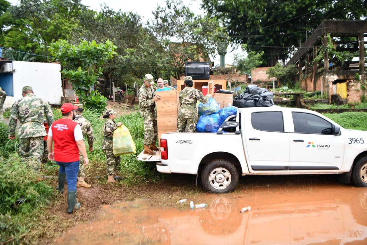 CHEIAS NO RIO PARANÁ