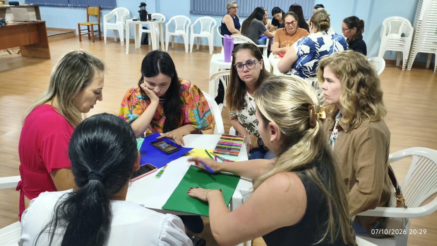 Formação Leitura e Escrita na Educação Infantil (LEEI)