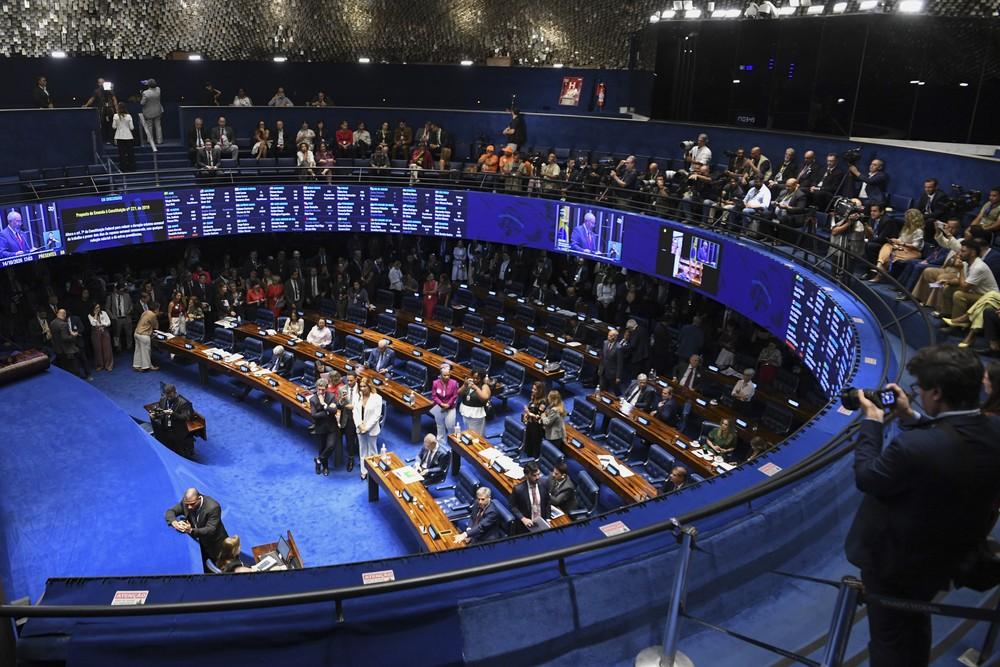 Regra de transição e dois dias de folga: entenda como ficou a proposta que acaba com a escala 6x1