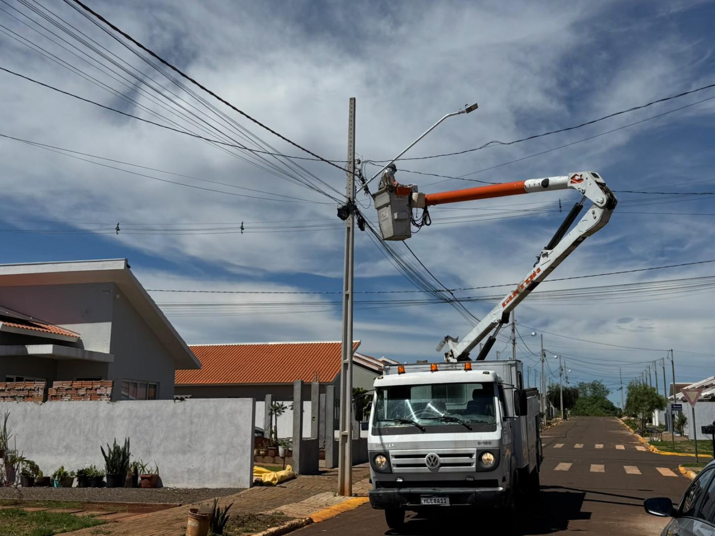 Residencial Porto Seguro recebe nova iluminação pública em LED