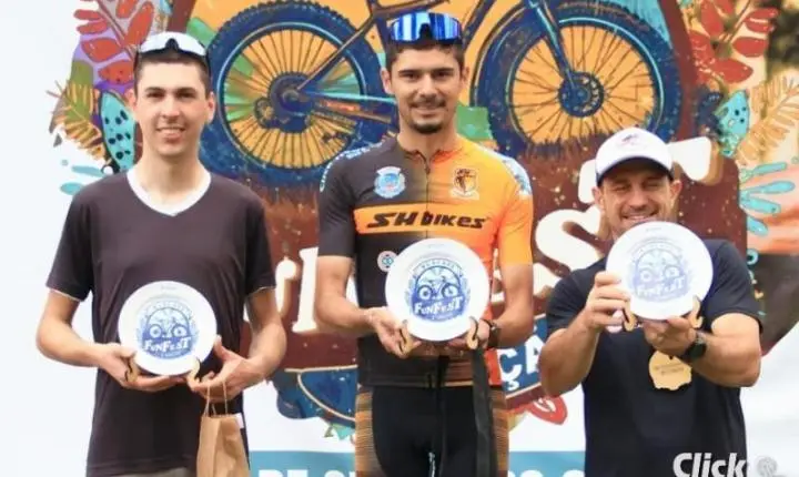 Atleta de Santa Helena vence em Campo Largo e chega à última etapa na briga pelo título Paranaense de XCO