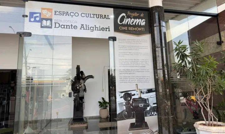 Circuito de exposições reúne artistas locais no Espaço Cultural Biblioteca Dante Alighieri em Santa Helena