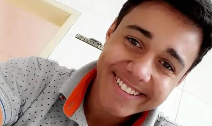 Identificado jovem que morreu após carro cair no Rio Piquiri, em Terra Roxa; esposa está grávida de sete meses