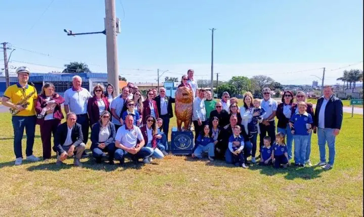 Lions Club Santa Helena inaugura novo monumento na entrada da cidade