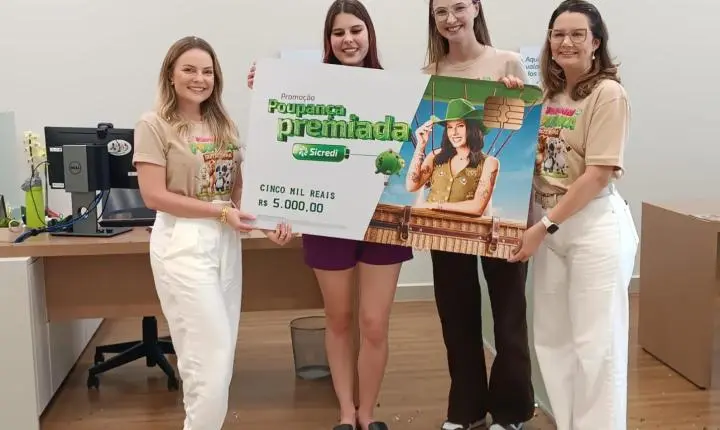 Lisandra Rosa Steinmetz é a ganhadora de 5 mil reais da Campanha Poupança Premiada Sicredi