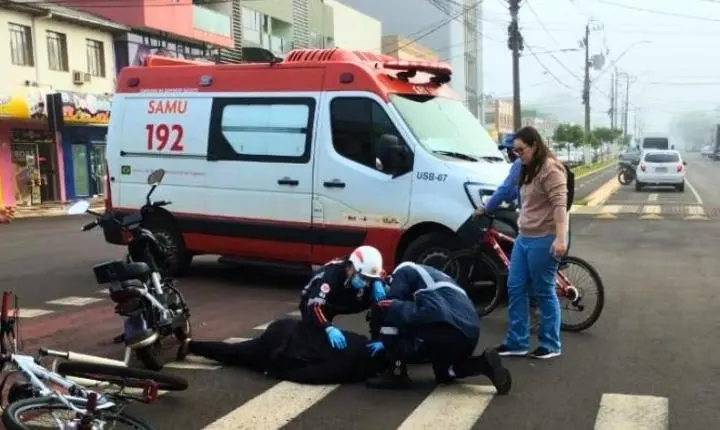 Mulher fica ferida após cair de scooter na Avenida Brasil, em Santa Helena