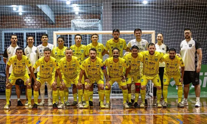 Santa Helena Futsal joga sábado (03) em Ivaiporã