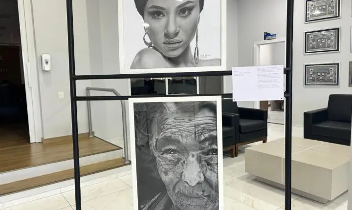Santa Helena recebe exposição do artista haitiano Joseph Léonald